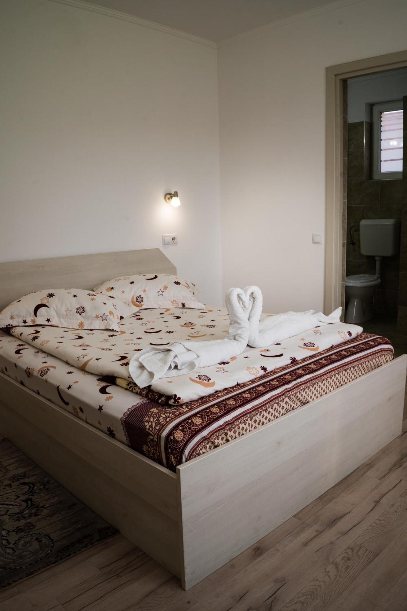 Casa Bokor Hotel Совата Екстериор снимка