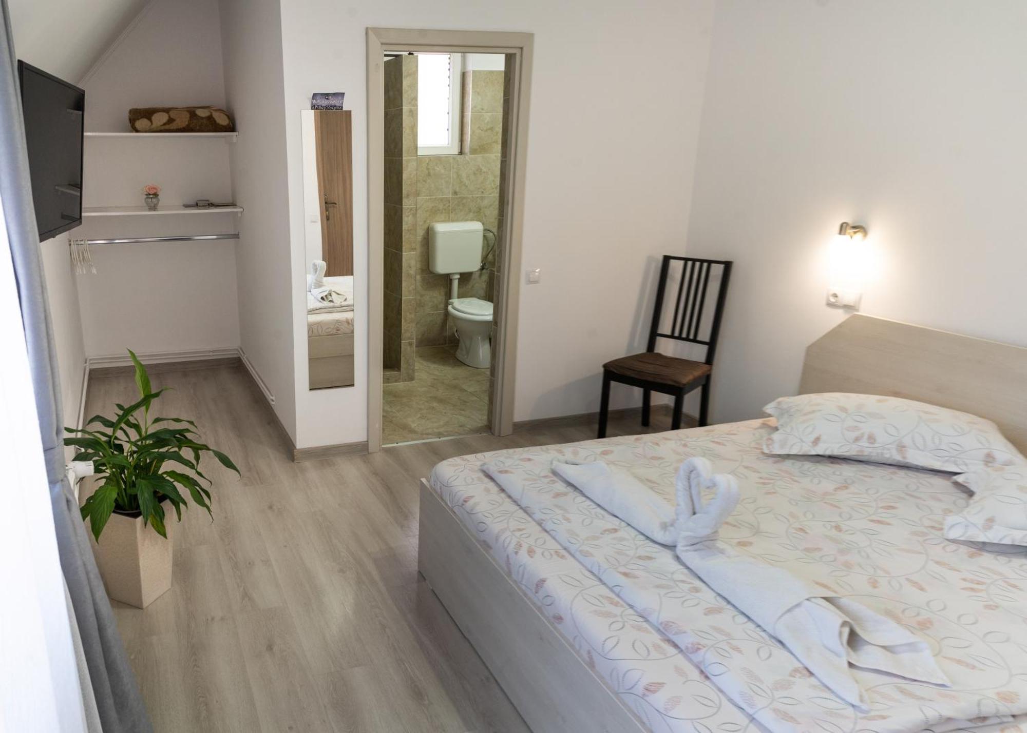 Casa Bokor Hotel Совата Екстериор снимка